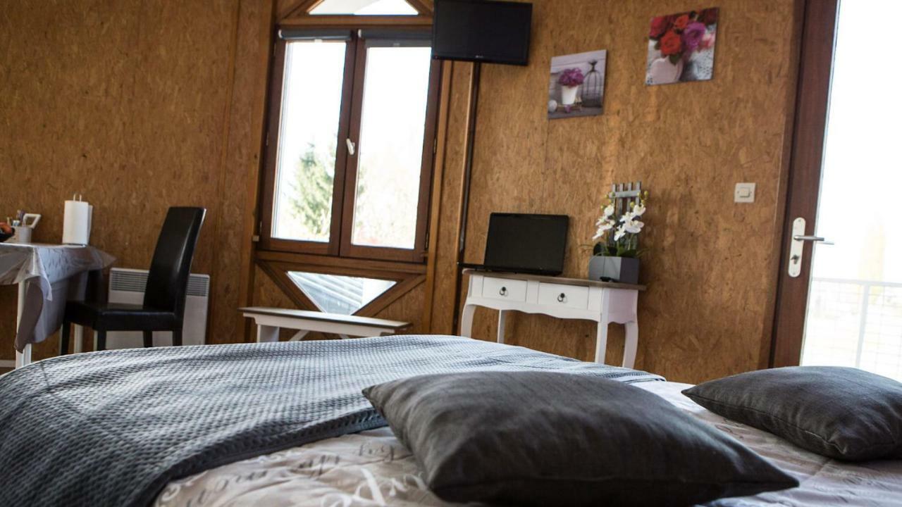 Studios Etape Du Lac Bourbon-Lancy Exterior foto